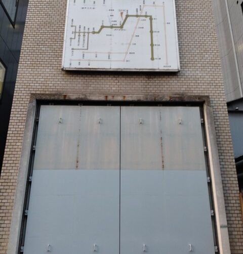平成遺産…間違い探し…推理看板…神田須田町にある都営新宿線の路線図…